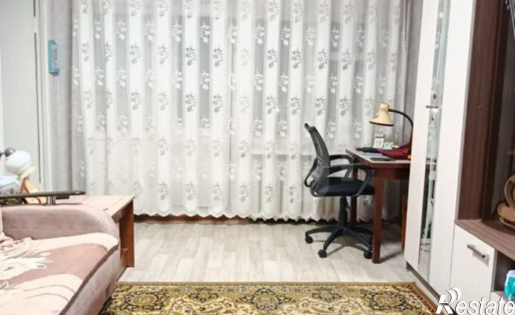 3-комн квартира улица Сенюкова, 31,  д. 31