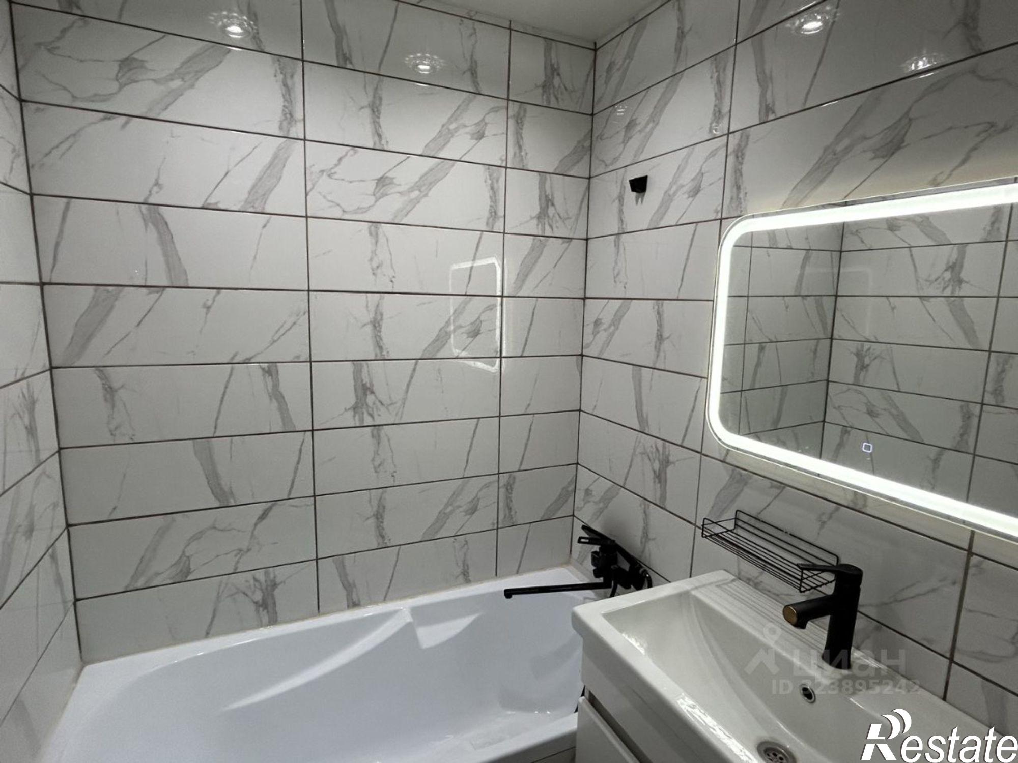 Купить квартиру за 3 700 000 рублей на проспект Космонавтов, 32