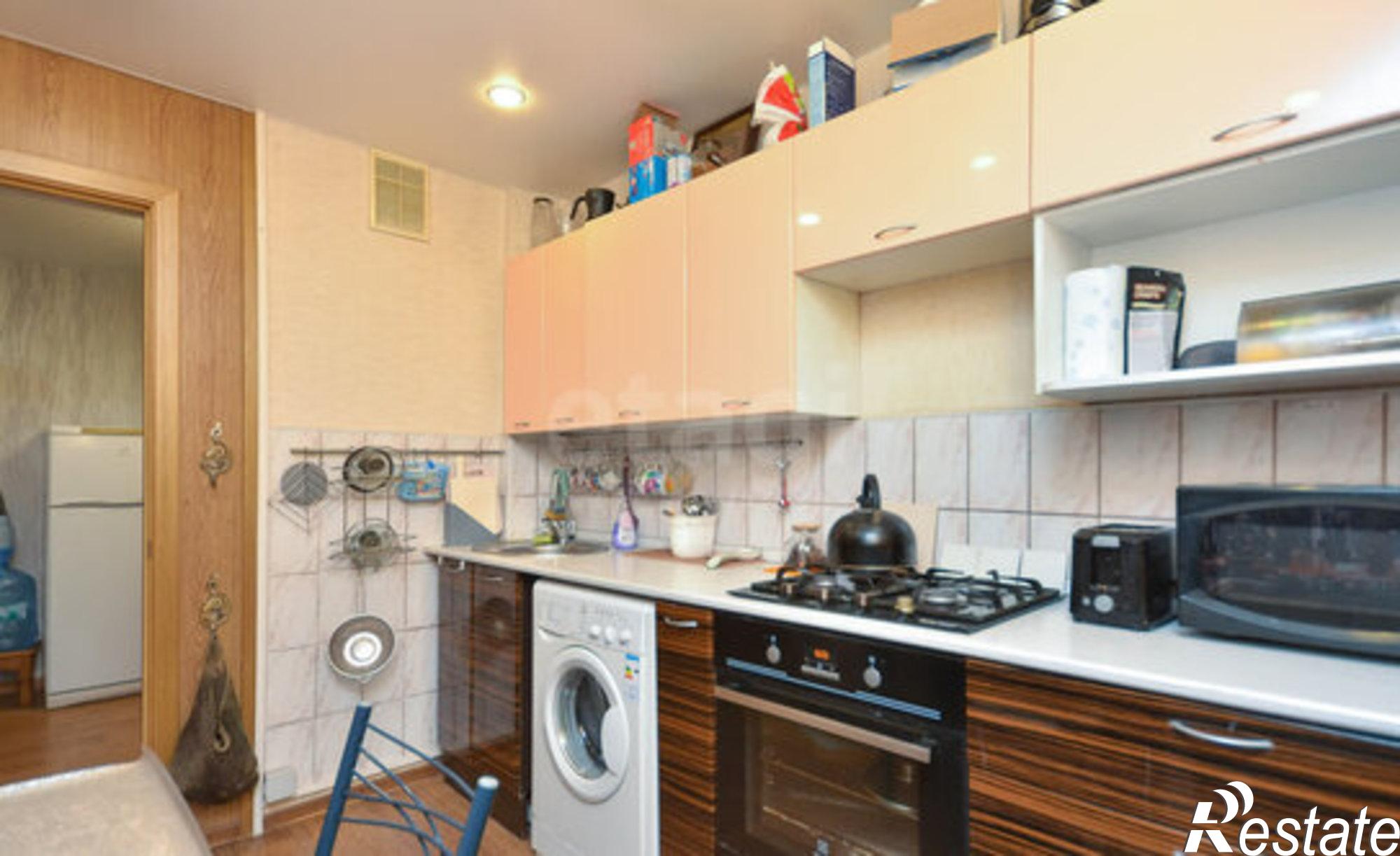 Купить квартиру за 4 100 000 рублей на Пионергорский проезд, 9