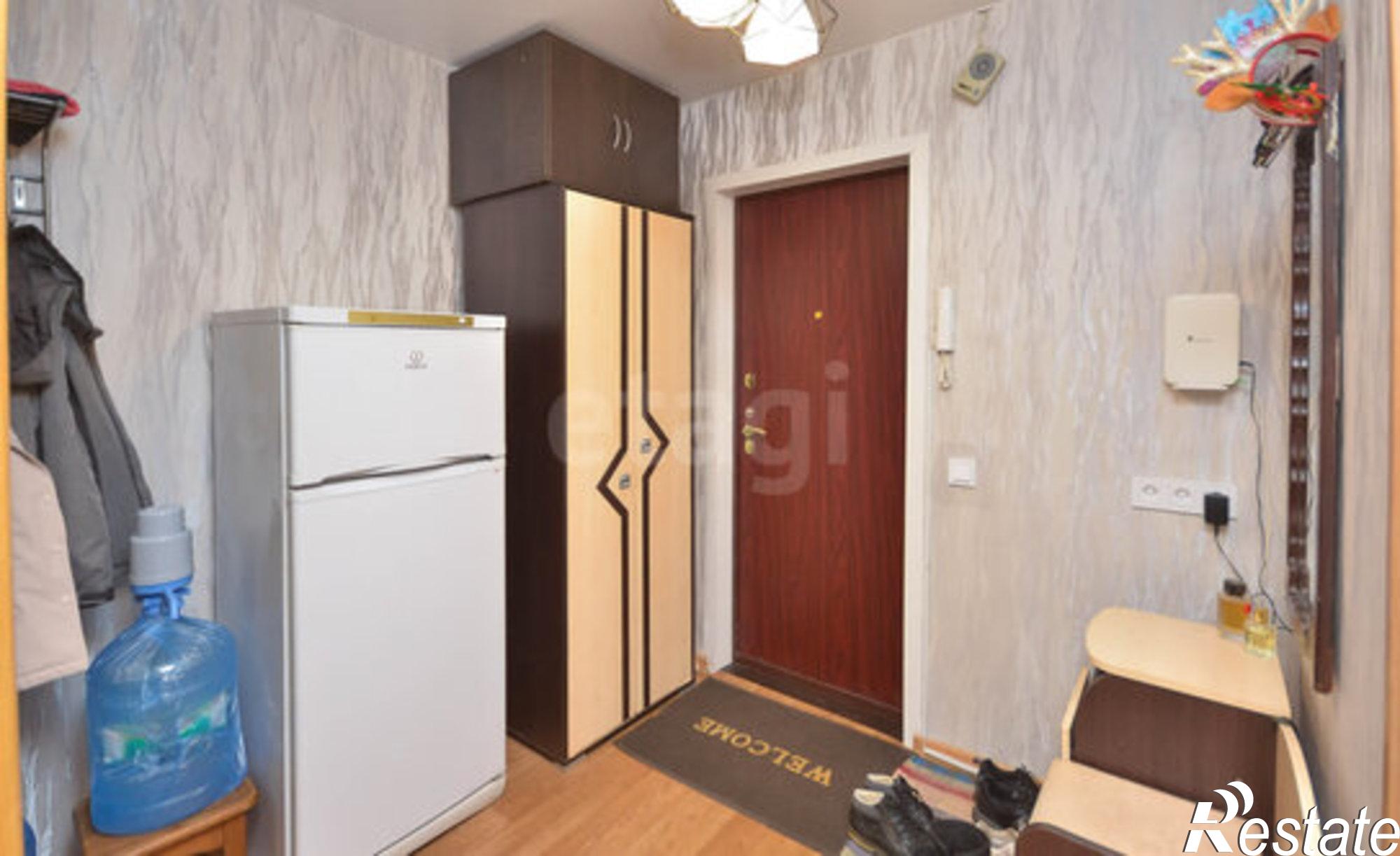 Купить квартиру за 4 100 000 рублей на Пионергорский проезд, 9