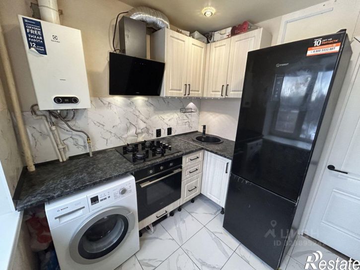 2-комн квартира проспект Космонавтов, 32,  д. 32