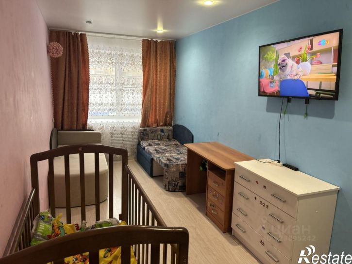 2-комн квартира проспект Космонавтов, 32,  д. 32