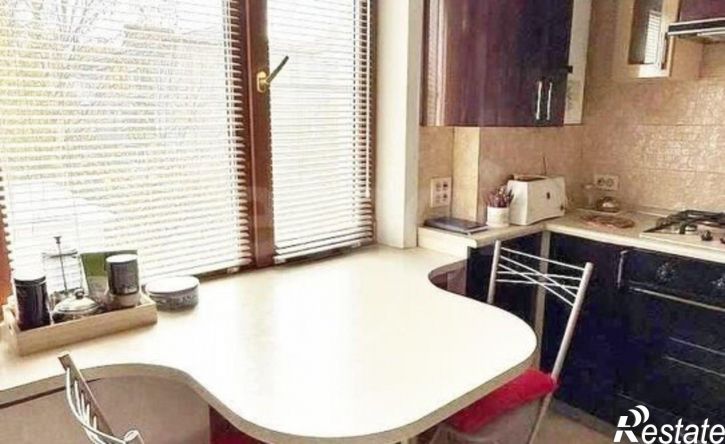 3-комн квартира улица 30 лет Октября, 6,  д. 6