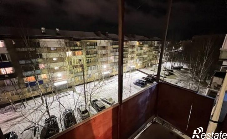 1-комн квартира пр-кт Космонавтов, 27,  д. 27