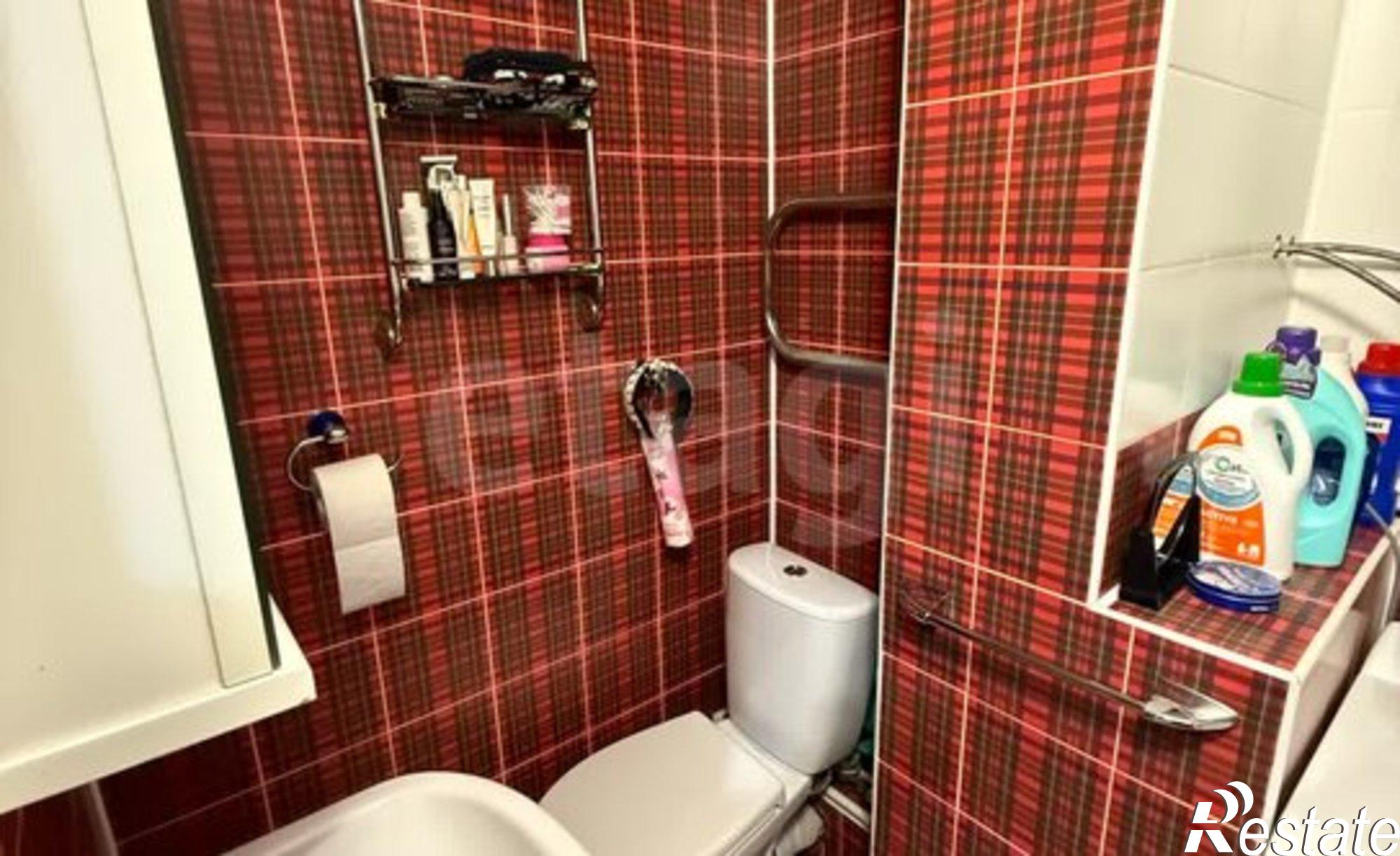 Купить квартиру за 4 100 000 рублей на Пионергорский проезд, 4