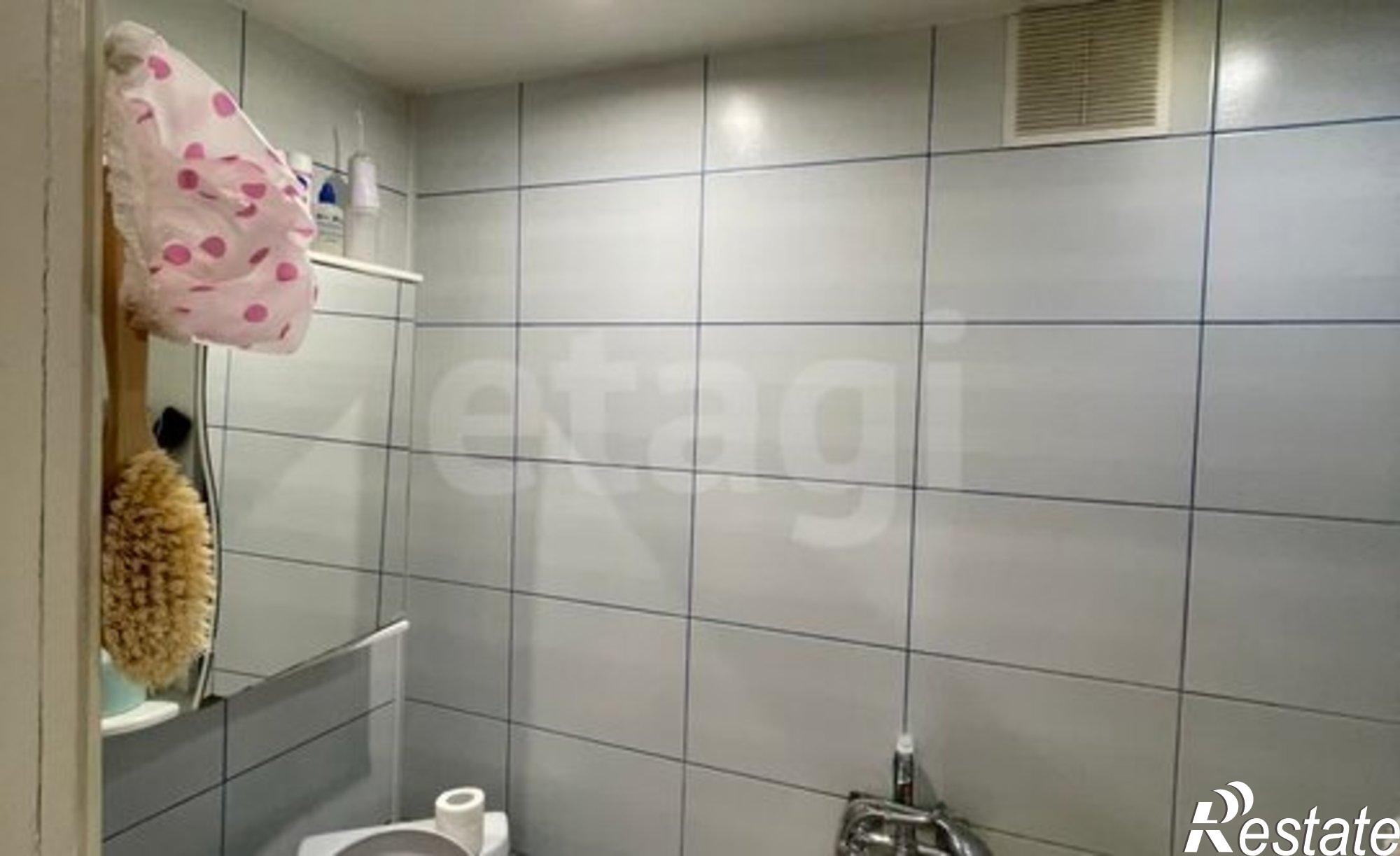 Купить квартиру за 1 800 000 рублей на Севастопольская улица, 13А