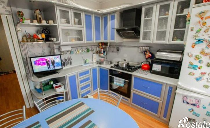 3-комн квартира улица Куратова, 20,  д. 20