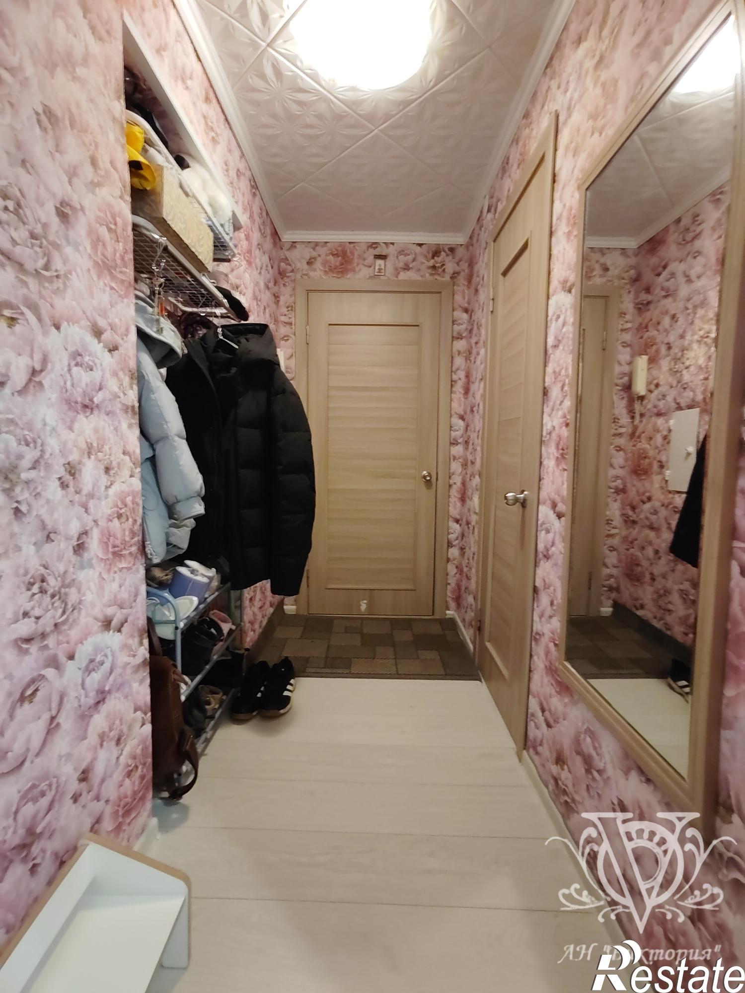 Купить квартиру за 2 600 000 рублей на муниципальный округ Ухта,40 лет Коми АССР улица,4