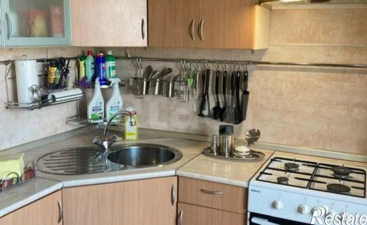 2-комн квартира улица Сенюкова, 55,  д. 55