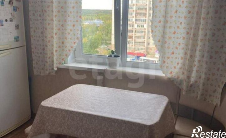 2-комн квартира улица Сенюкова, 55,  д. 55