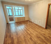 1-комн, 30кв м, этаж 5/5 пр-кт Космонавтов, 32