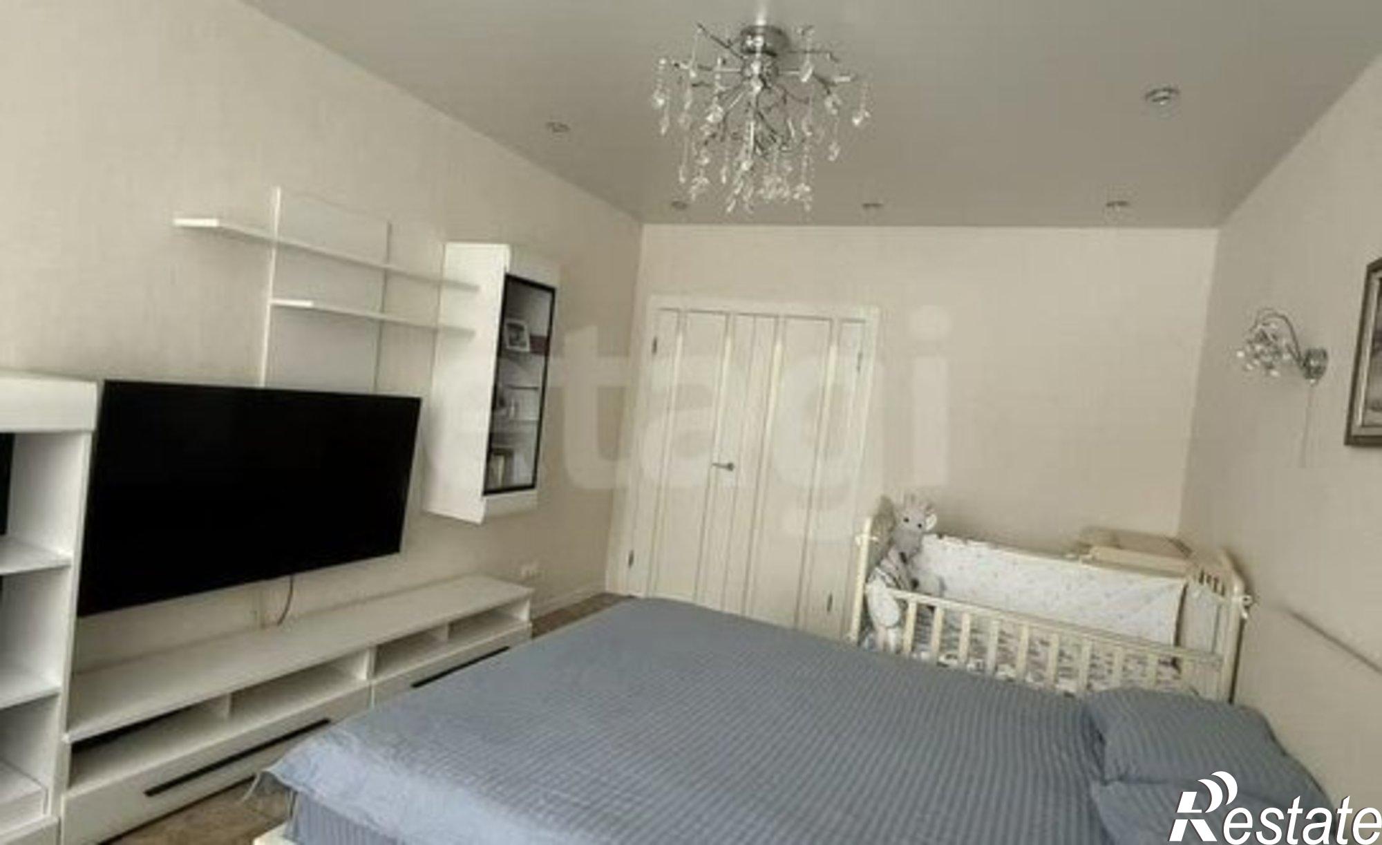 Купить квартиру за 10 800 000 рублей на улица М.К. Сидорова, 9