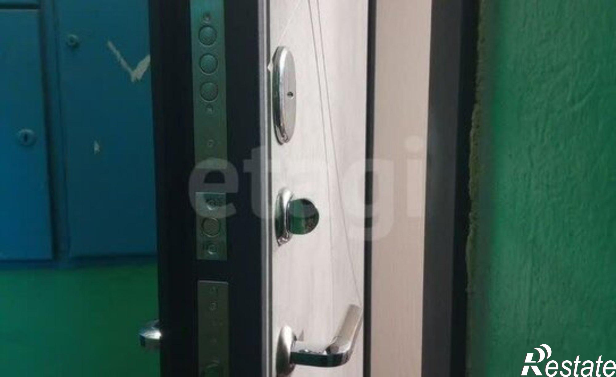 Купить квартиру за 3 000 000 рублей на Печорская улица, 10