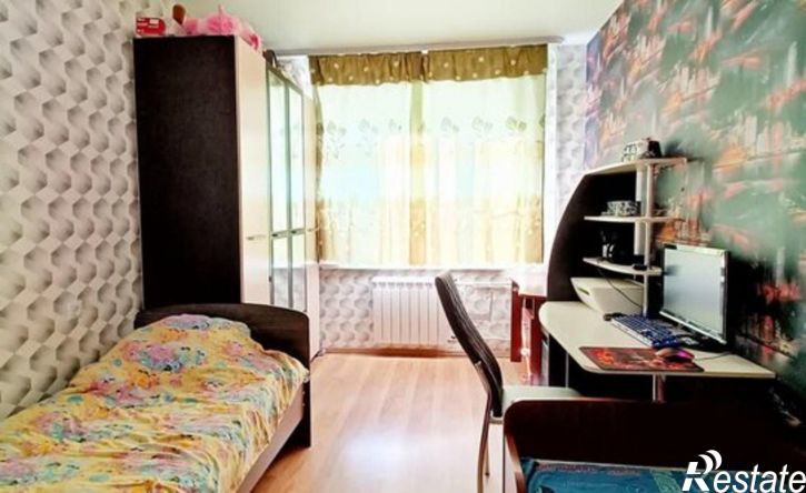 3-комн квартира улица Сенюкова, 18,  д. 18