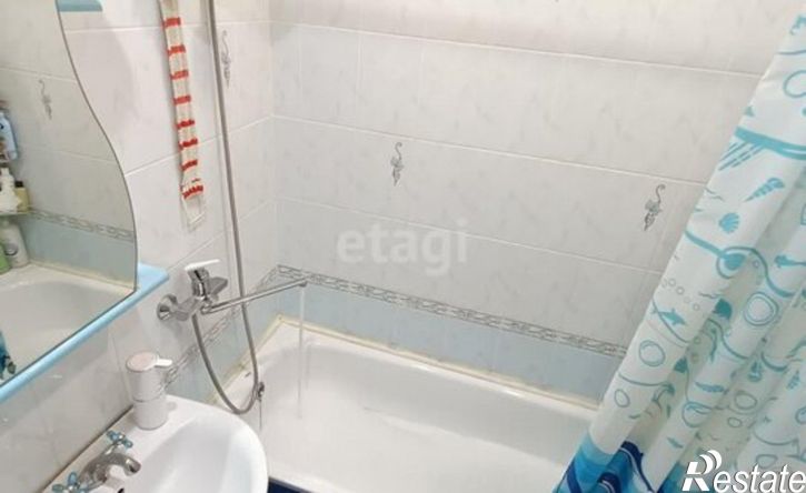 3-комн квартира улица Сенюкова, 18,  д. 18