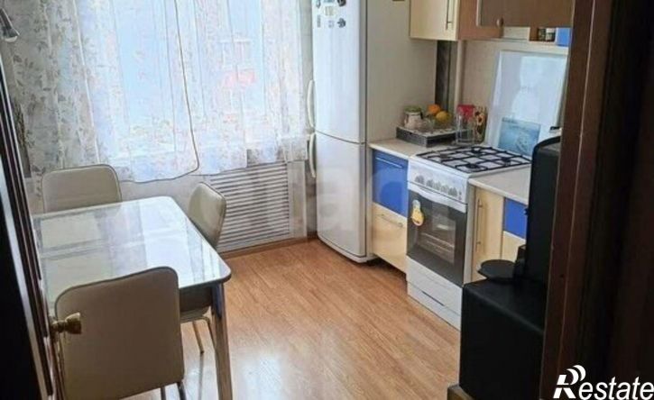 3-комн квартира улица Куратова, 5,  д. 5