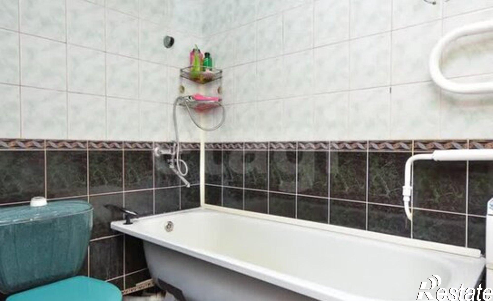 Купить квартиру за 3 360 000 рублей на проспект Космонавтов, 8/32