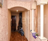 2-комн, 45кв м, этаж 3/4 проспект Космонавтов, 8/32