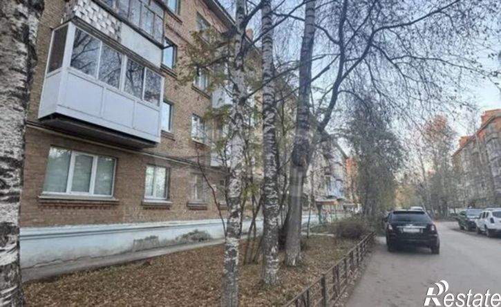 2-комн квартира проспект Космонавтов, 8/32,  д. 8/32