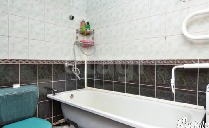 2-комн квартира проспект Космонавтов, 8/32,  д. 8/32