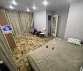 1-комн, 30кв м, этаж 2/4 проспект Космонавтов, 4