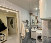 3-комн, 56кв м, этаж 4/5 ул 30 лет Октября, 22