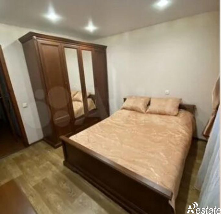 3-комн квартира Интернациональная улица, 49,  д. 49