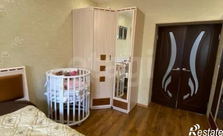 3-комн квартира Интернациональная улица, 60,  д. 60