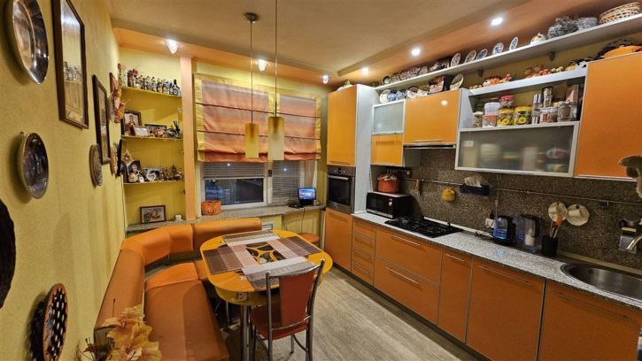 3-комн квартира пр-кт Ленина, д. 46