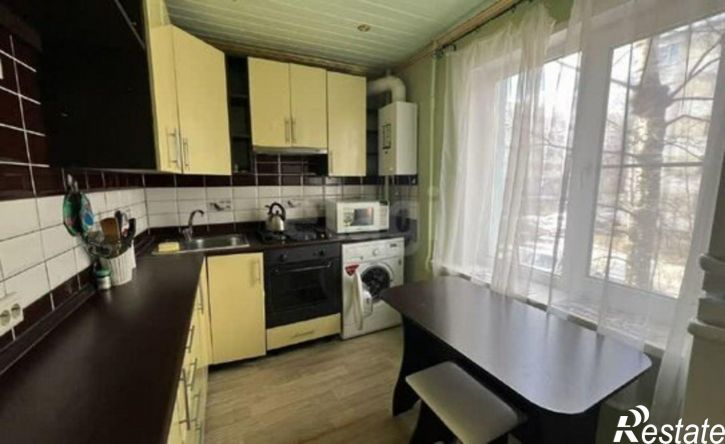 2-комн квартира пр-кт Космонавтов, 27,  д. 27