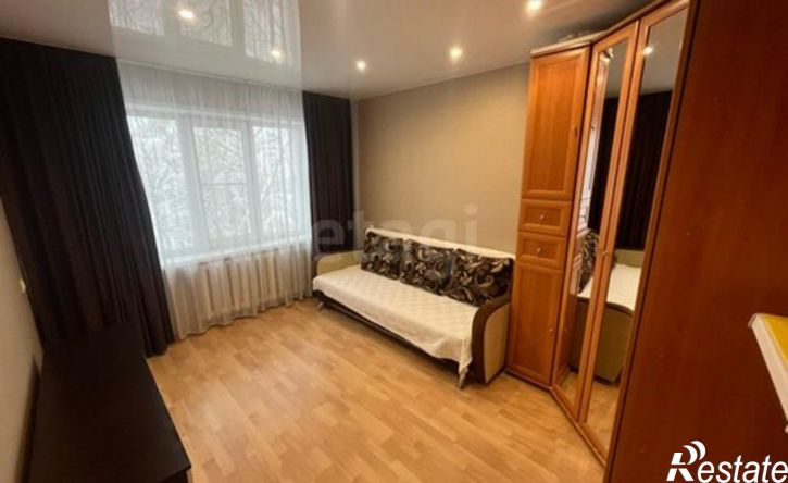 3-комн квартира улица Сенюкова, 43,  д. 43