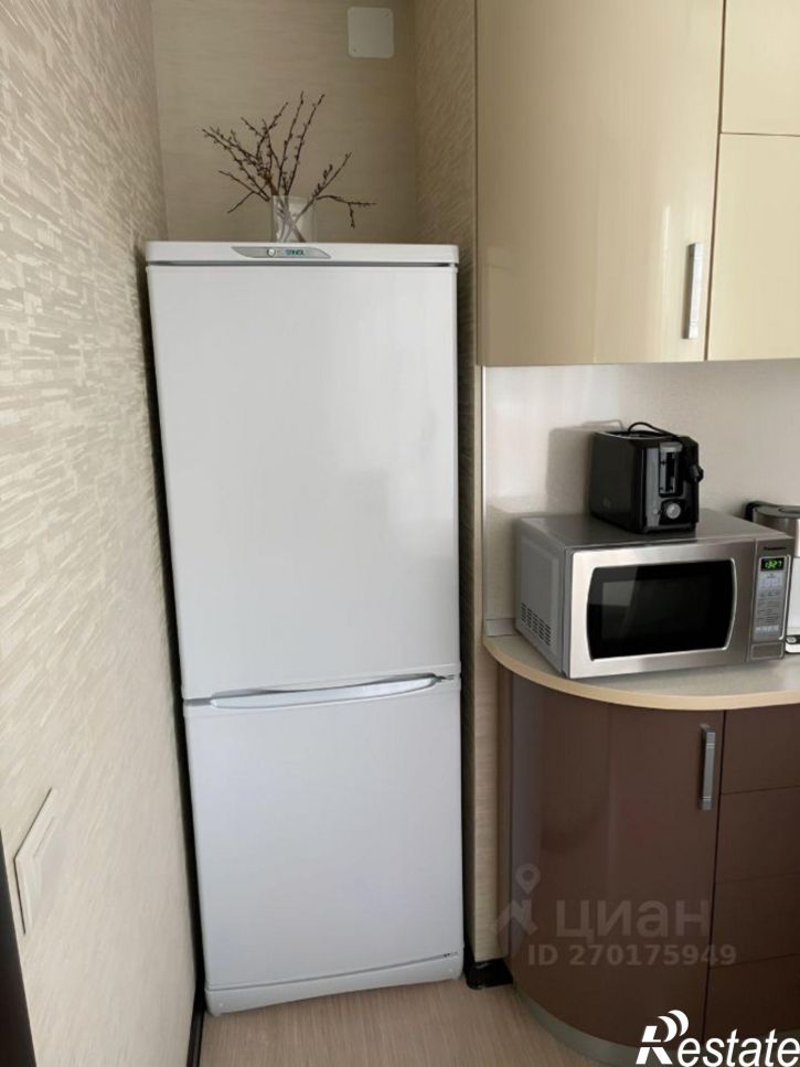 2-комн квартира проспект Космонавтов, 31,  д. 31