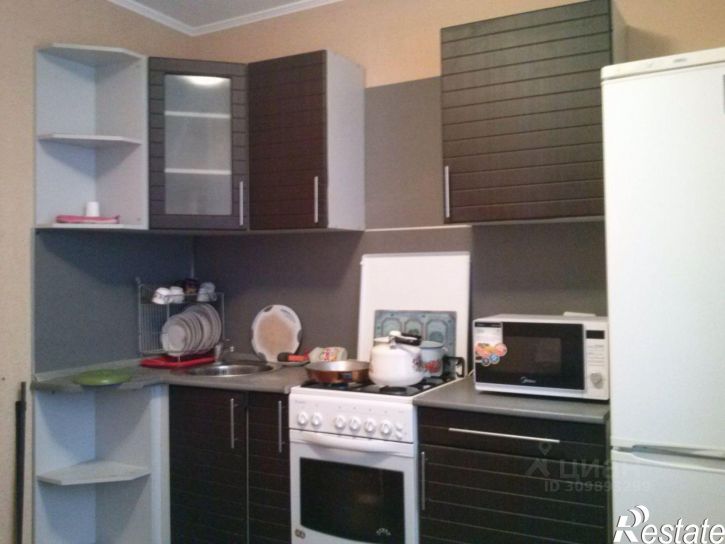 2-комн квартира улица Машиностроителей, 3,  д. 3