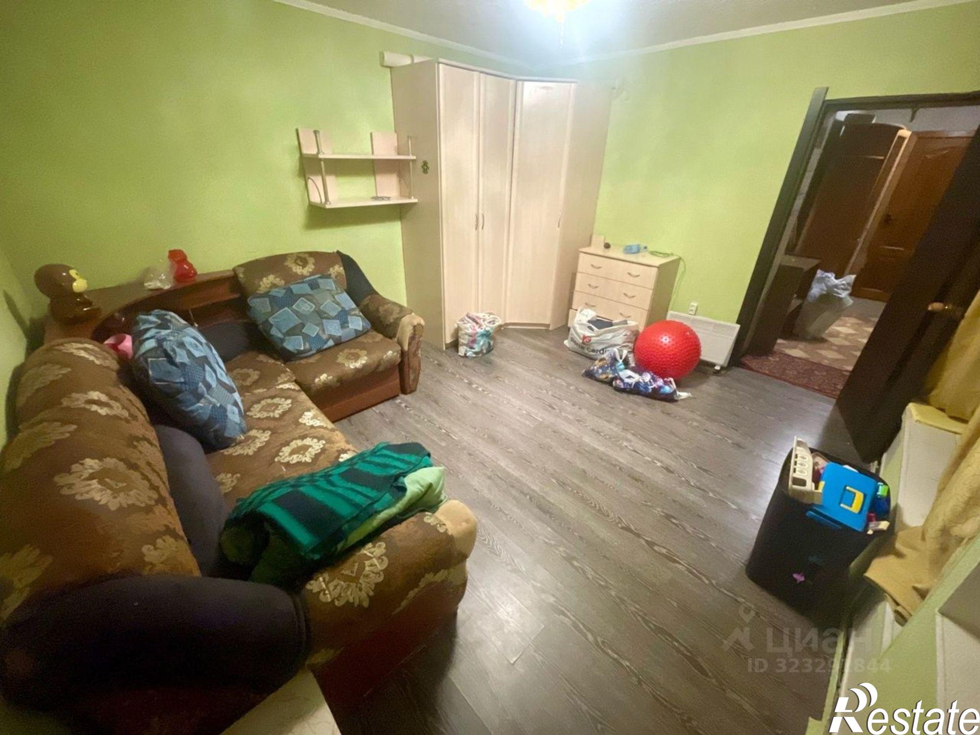 Сдать комнату за 10 000 рублей на улица Сенюкова, 49