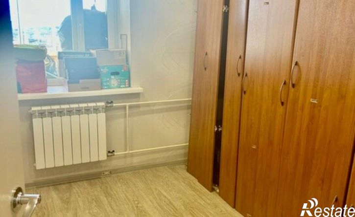4-комн квартира проспект Космонавтов, 50,  д. 50