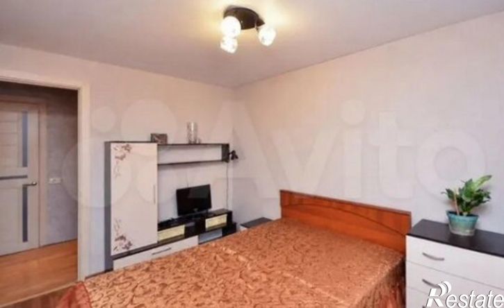2-комн квартира проспект Космонавтов, 38,  д. 38