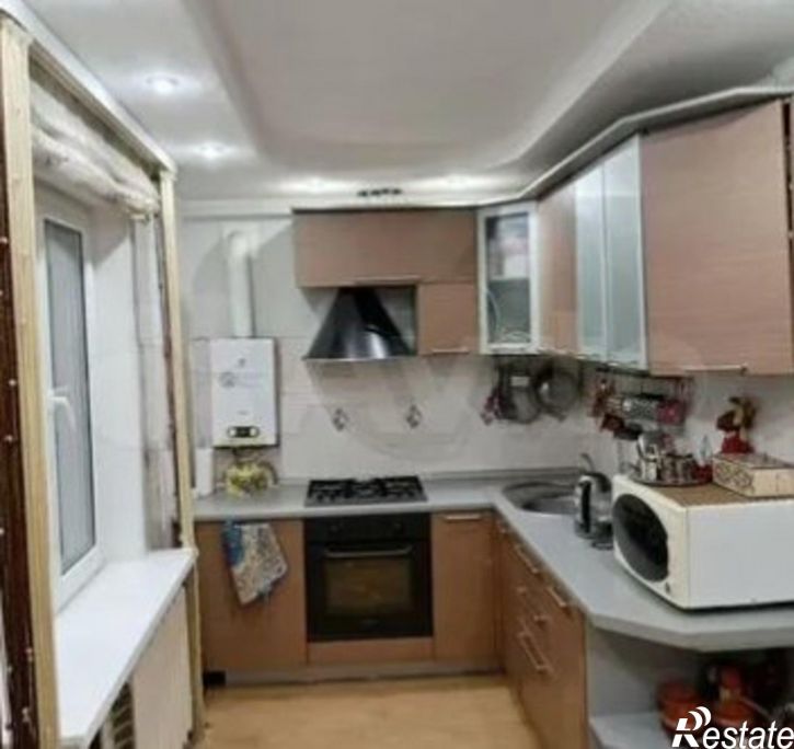 3-комн квартира пр-д Строителей, 24,  д. 24
