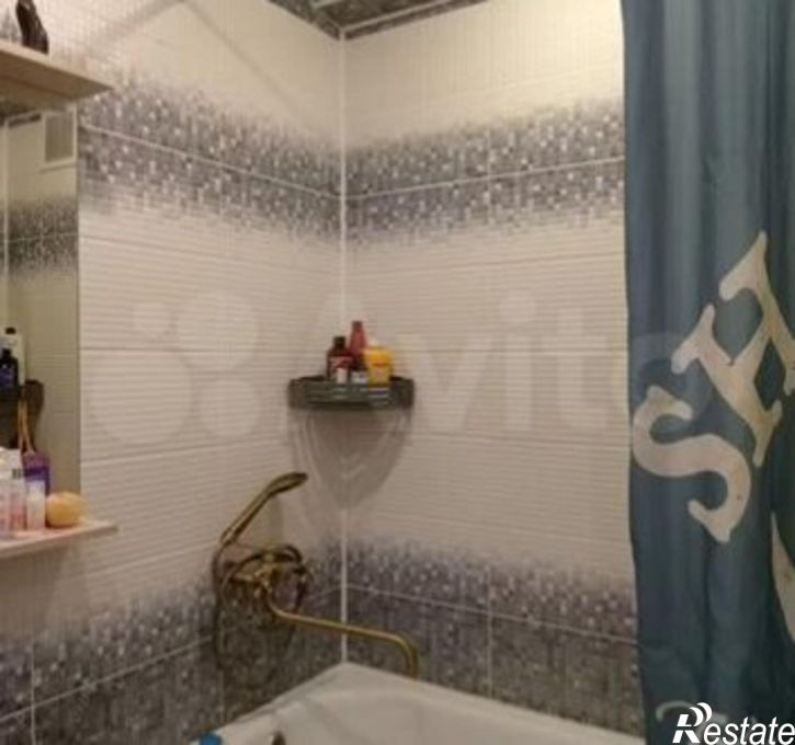 3-комн квартира пр-д Строителей, 24,  д. 24