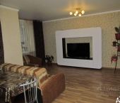 2-комн, 90кв м, этаж 4/9 ул М.К.Сидорова, 7