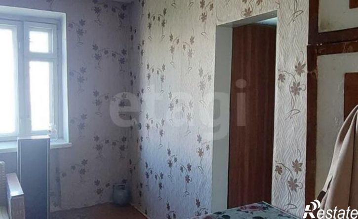 2-комн квартира ул Сенюкова, 49,  д. 49