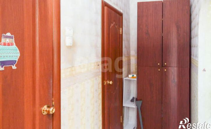 3-комн квартира ул Куратова, 8,  д. 8
