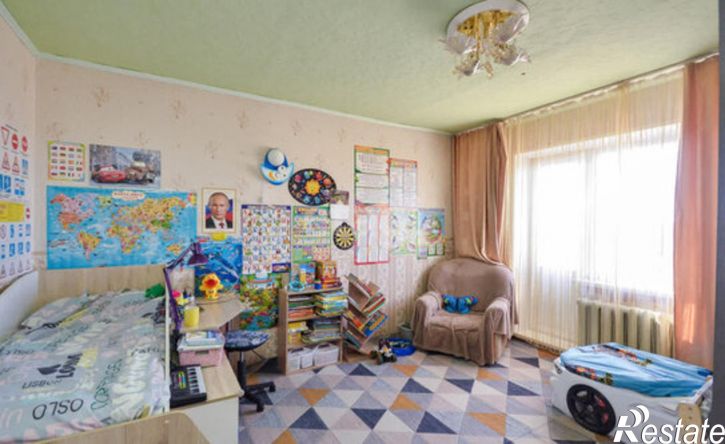 3-комн квартира ул Куратова, 8,  д. 8
