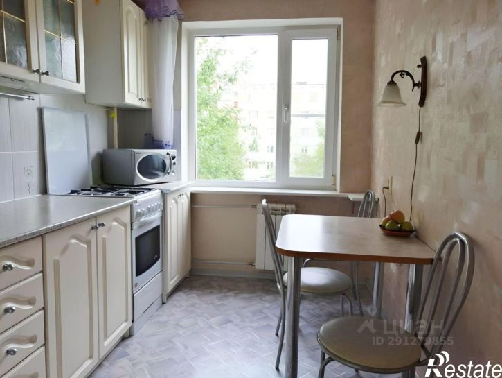 2-комн квартира Интернациональная улица, 27,  д. 27