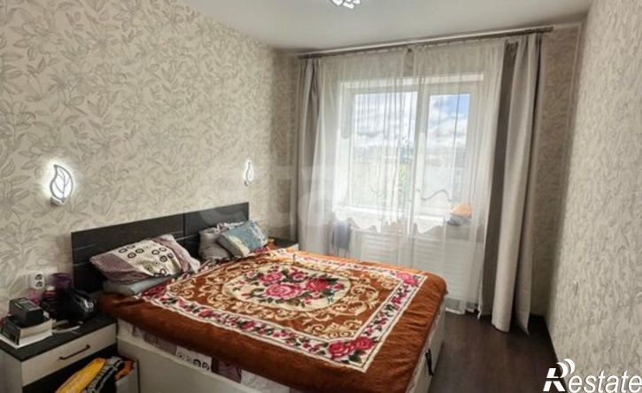 4-комн квартира ул Куратова, 20,  д. 20