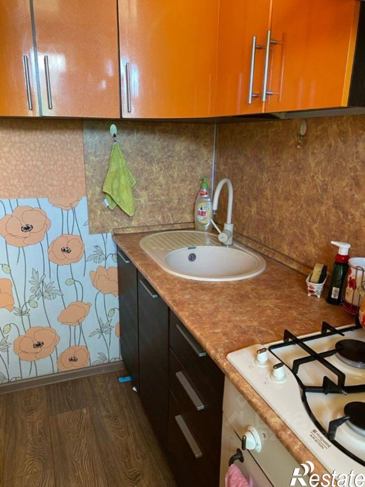 3-комн квартира пр-д Строителей, 35,  д. 35