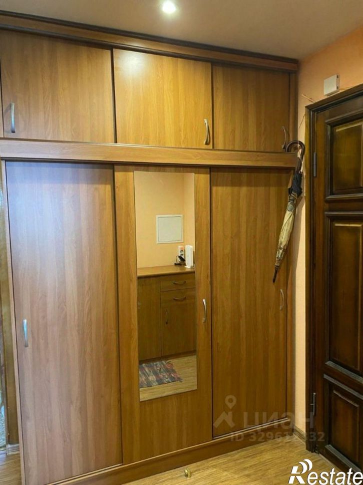 3-комн квартира пр-д Строителей, 35,  д. 35