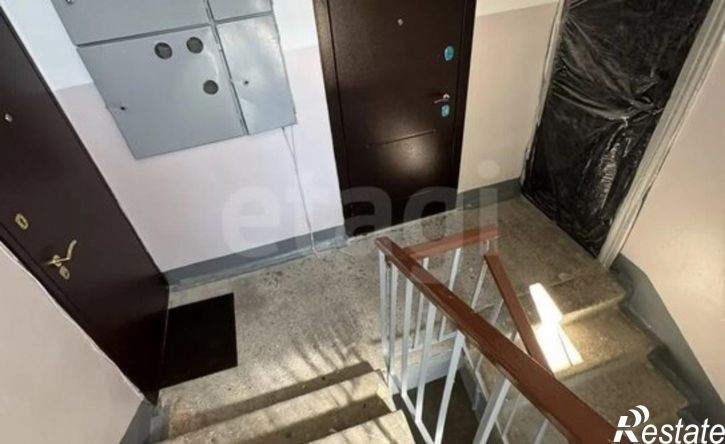 2-комн квартира улица Сенюкова, 35,  д. 35