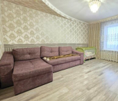 3-комн, 63кв м, этаж 1/9 улица Сенюкова, 39