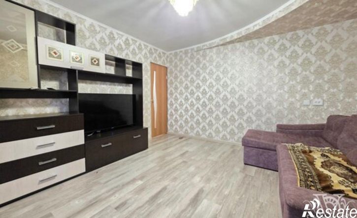 3-комн квартира улица Сенюкова, 39,  д. 39