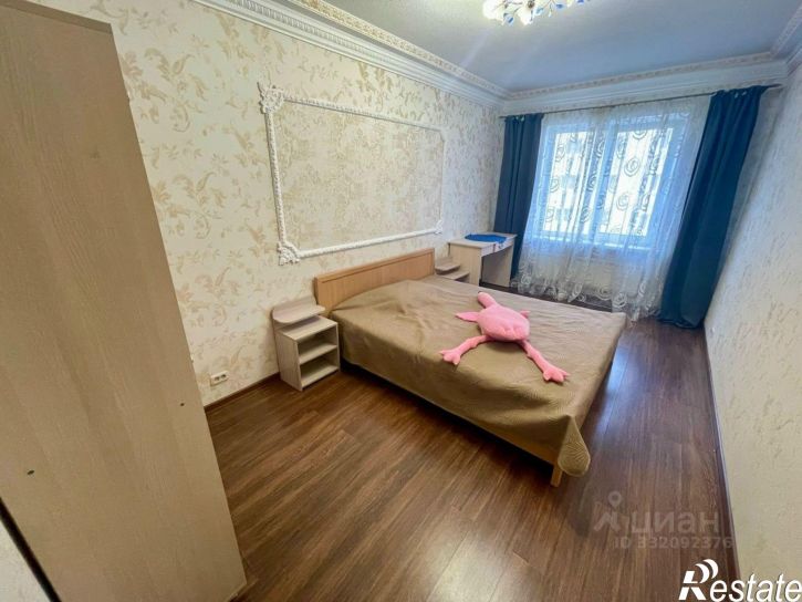 2-комн квартира пр-кт А.И.Зерюнова, 18,  д. 18